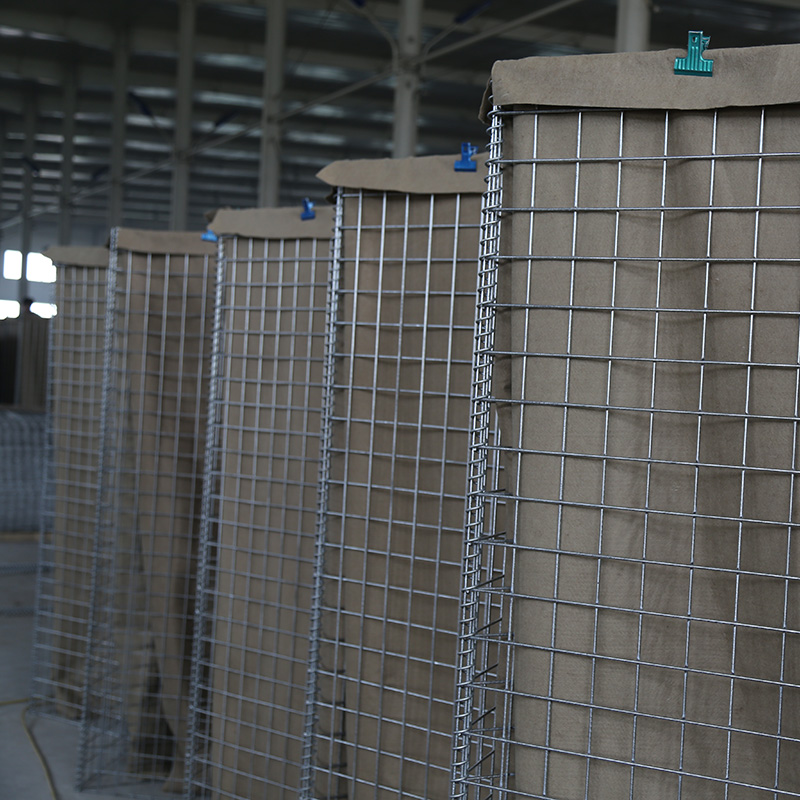 Military Barrier Flood: Folds Flat for Easy Storage